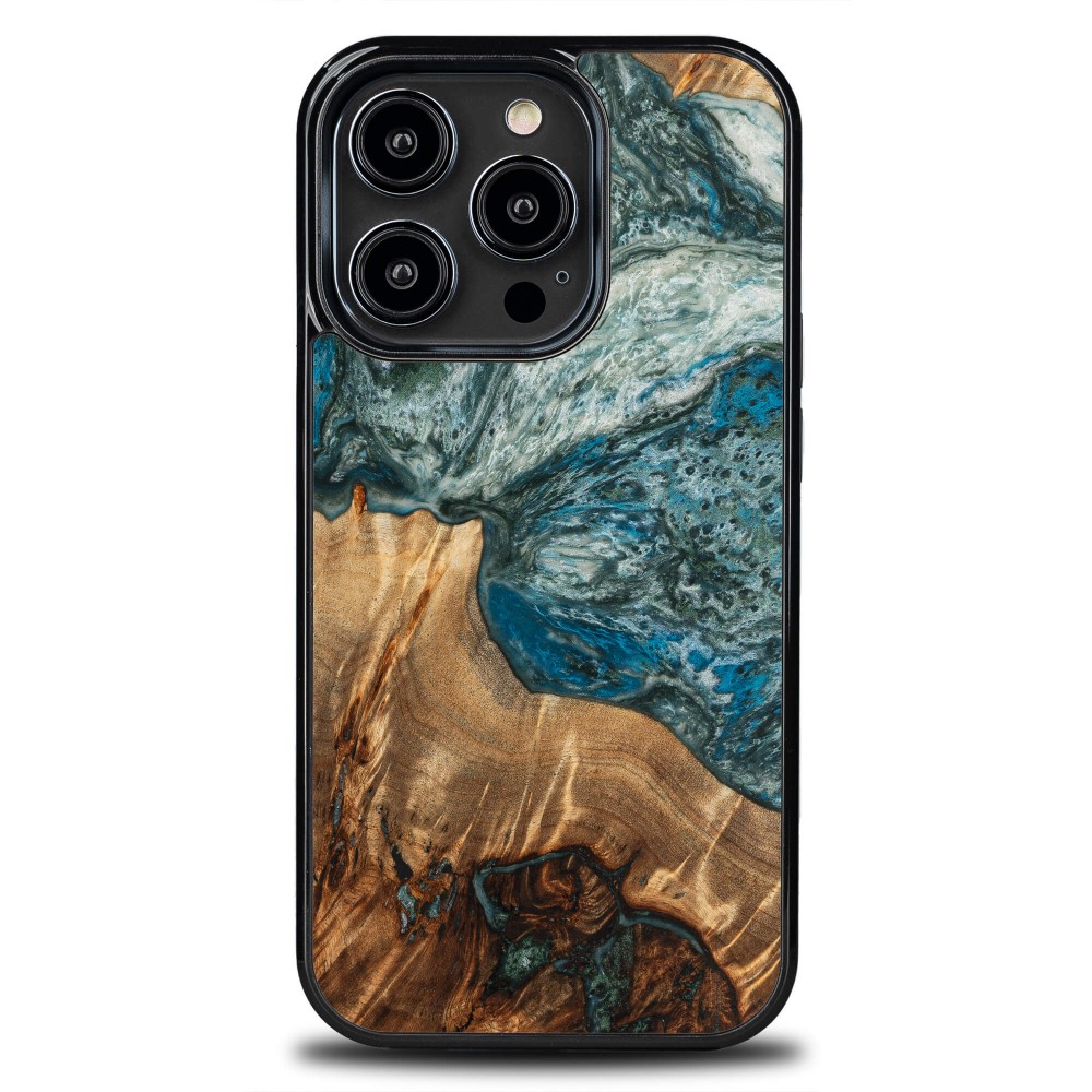Bewood Resin Case - iPhone 14 Pro - Planets - Earth