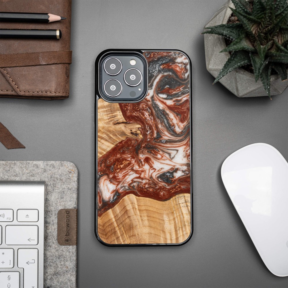 Etui Bewood Unique na iPhone 13 Pro Max - Planets - Wenus