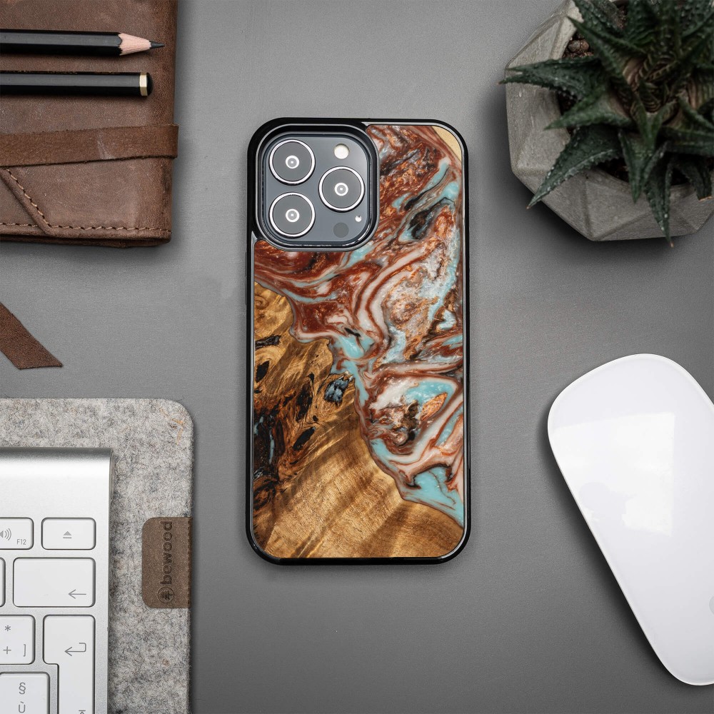 Bewood Resin Case - iPhone 13 Pro - Planets - Jupiter