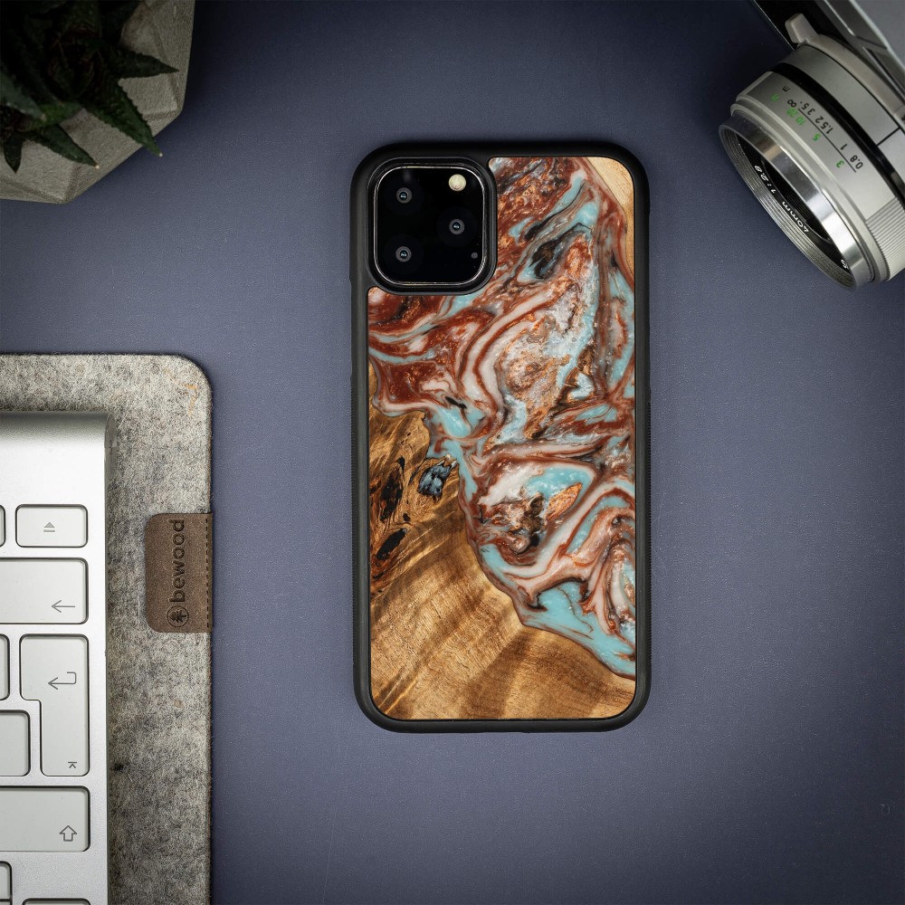 Bewood Resin Case - iPhone 11 Pro - Planets - Jupiter