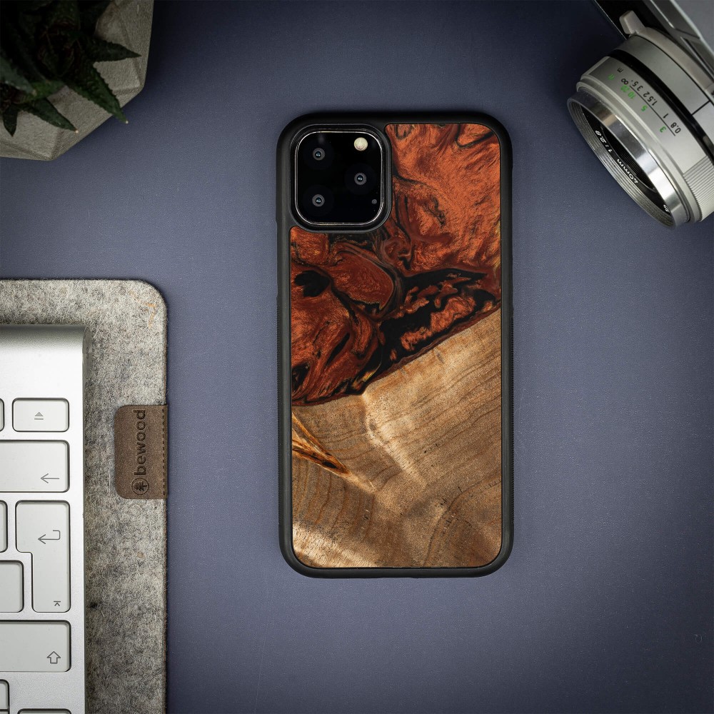 Bewood Resin Case - iPhone 11 Pro - 4 Elements - Fire