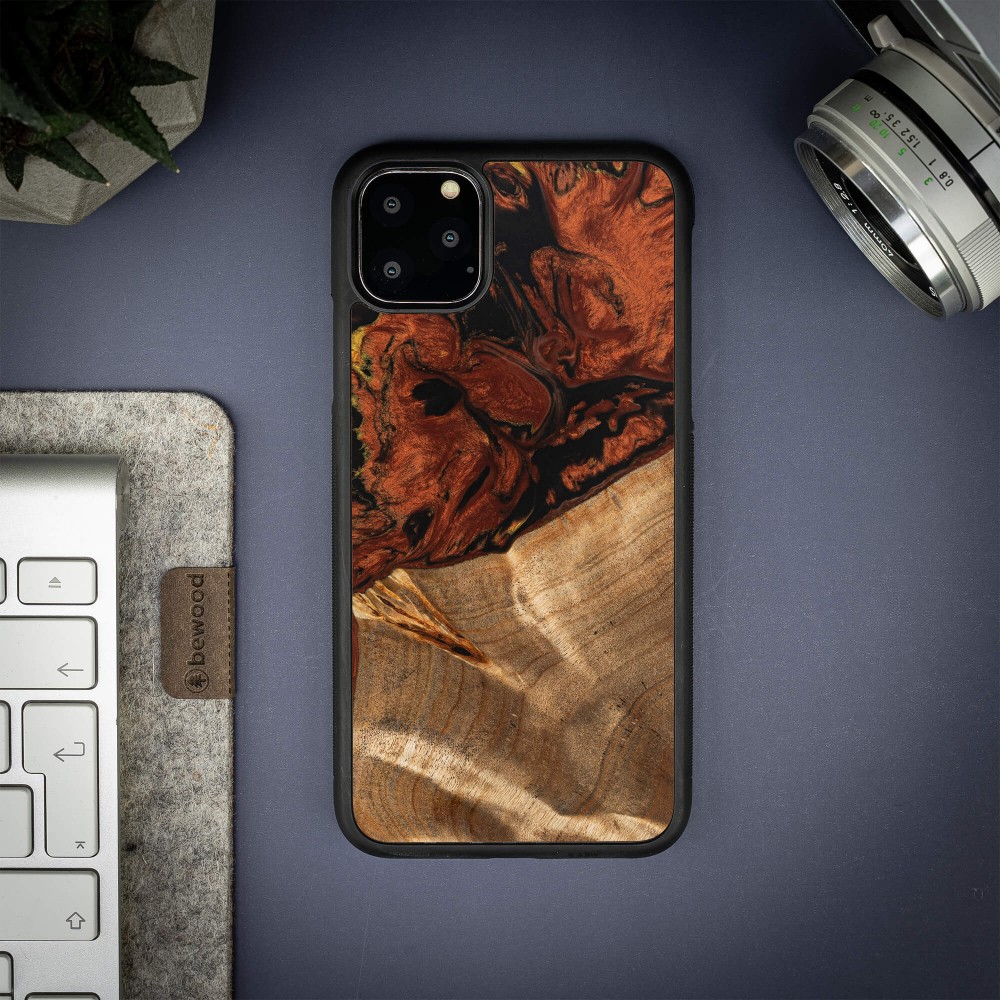 Bewood Resin Case - iPhone 11 Pro Max - 4 Elements - Fire