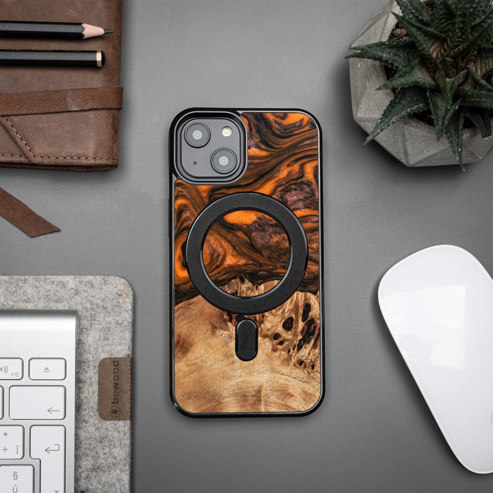 Bewood Resin Case - iPhone 14 - Orange - MagSafe