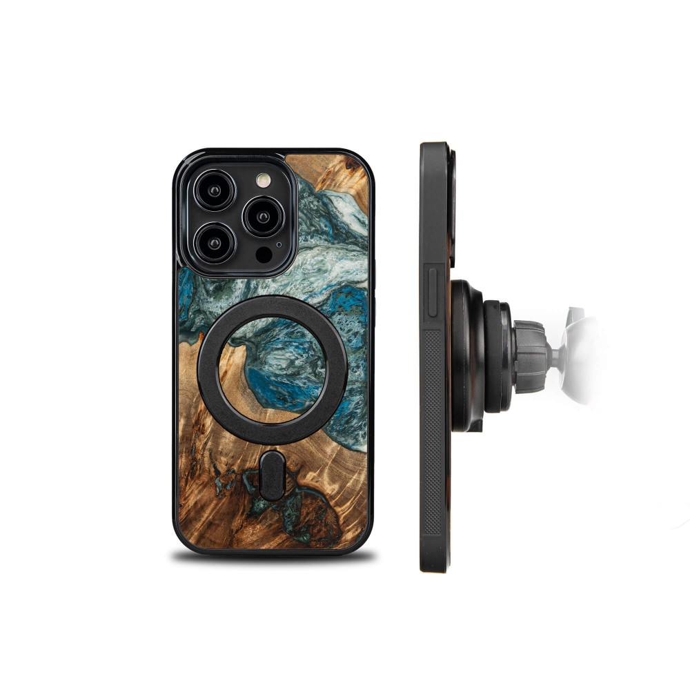 Bewood Resin Case - iPhone 14 Pro - Planets - Earth - MagSafe