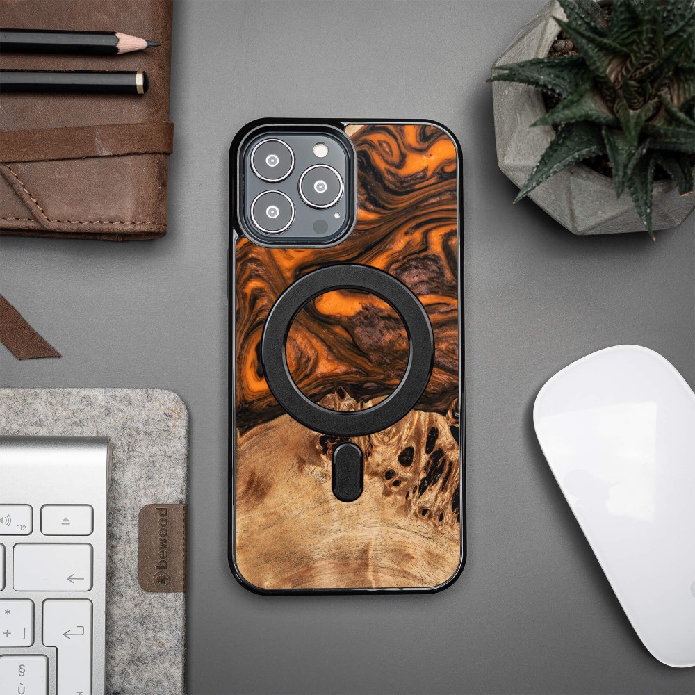 Bewood Resin Case - iPhone 13 Pro Max - Orange - MagSafe