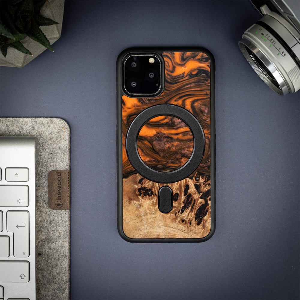 Bewood Resin Case - iPhone 11 Pro - Orange - MagSafe