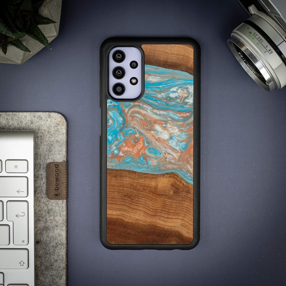 Etui Bewood Unique na Samsung Galaxy A32 5G - Planets - Saturn