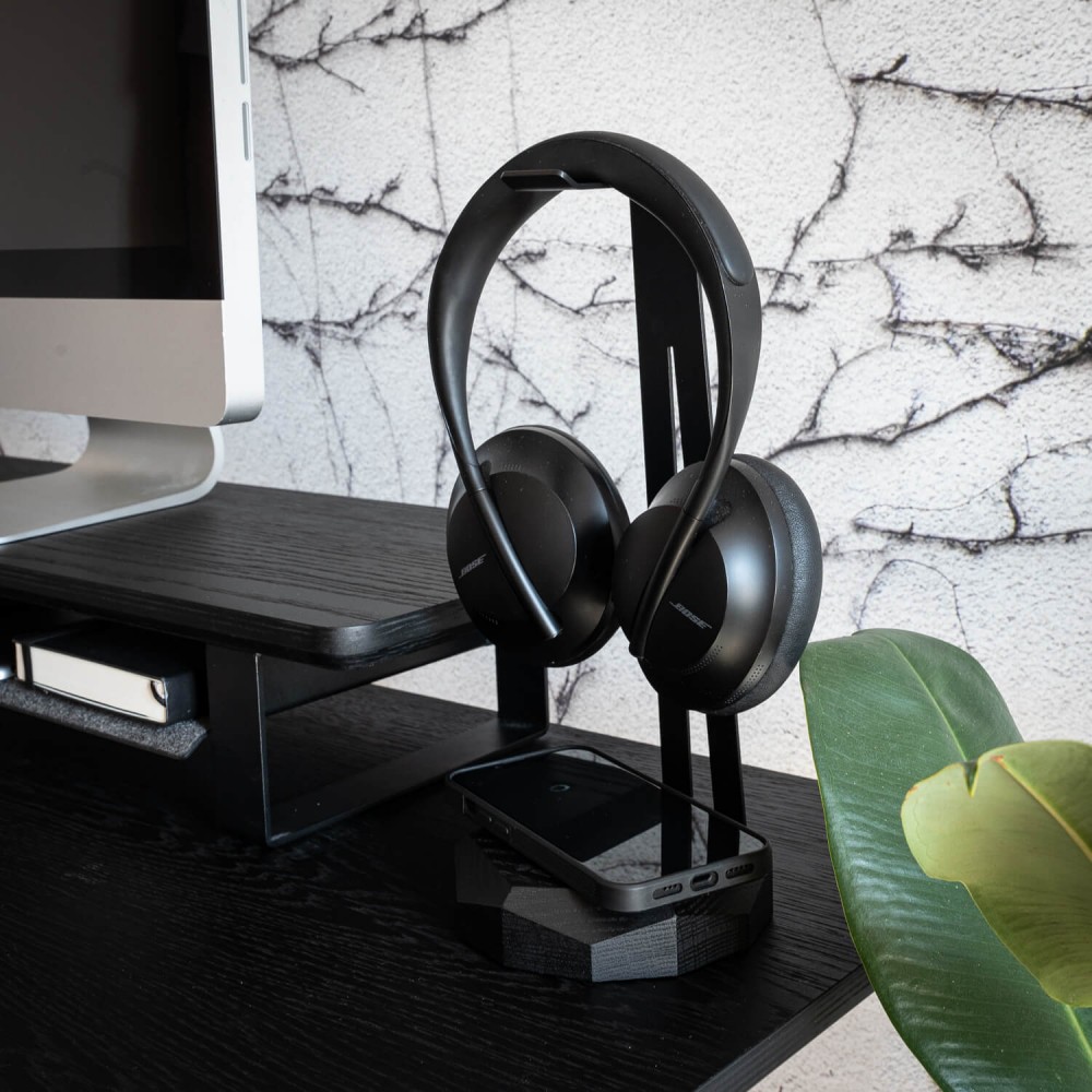 Wood Headphone Stand with QI Charger 15W - Black - Black Oak