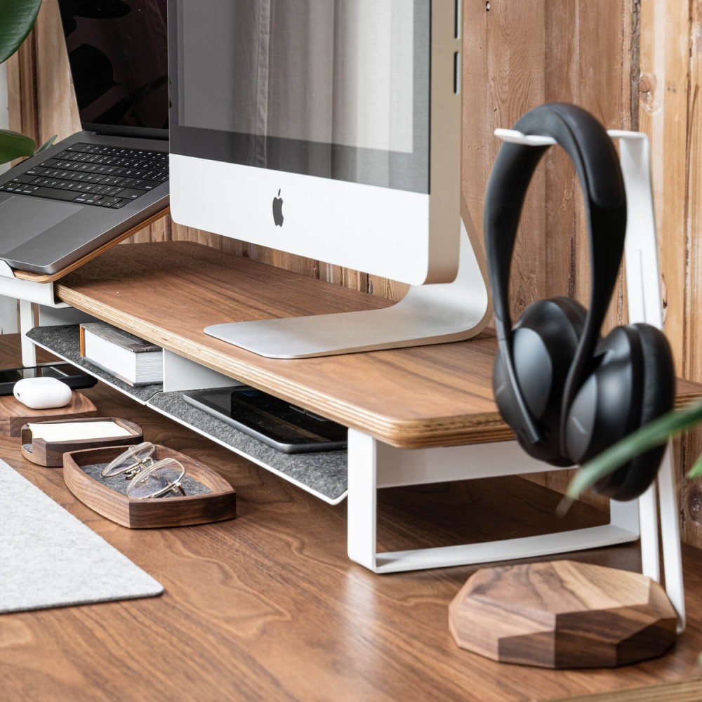 Wood Headphone Stand with QI Charger 15W - White - Walnut