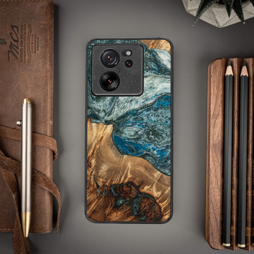 Bewood Resin Case - Xiaomi 13T / 13T Pro - Planets - Earth