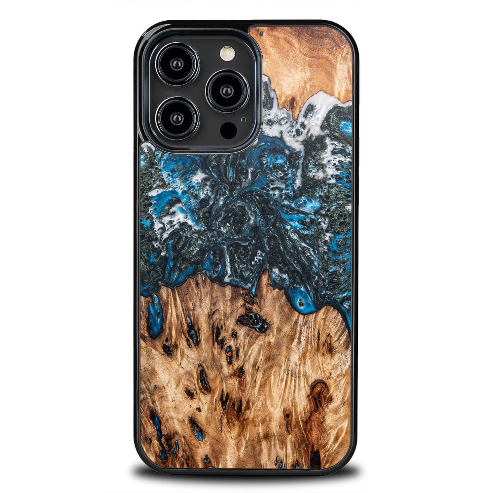 Bewood Resin Case - iPhone 14 Pro Max - Planets - Earth