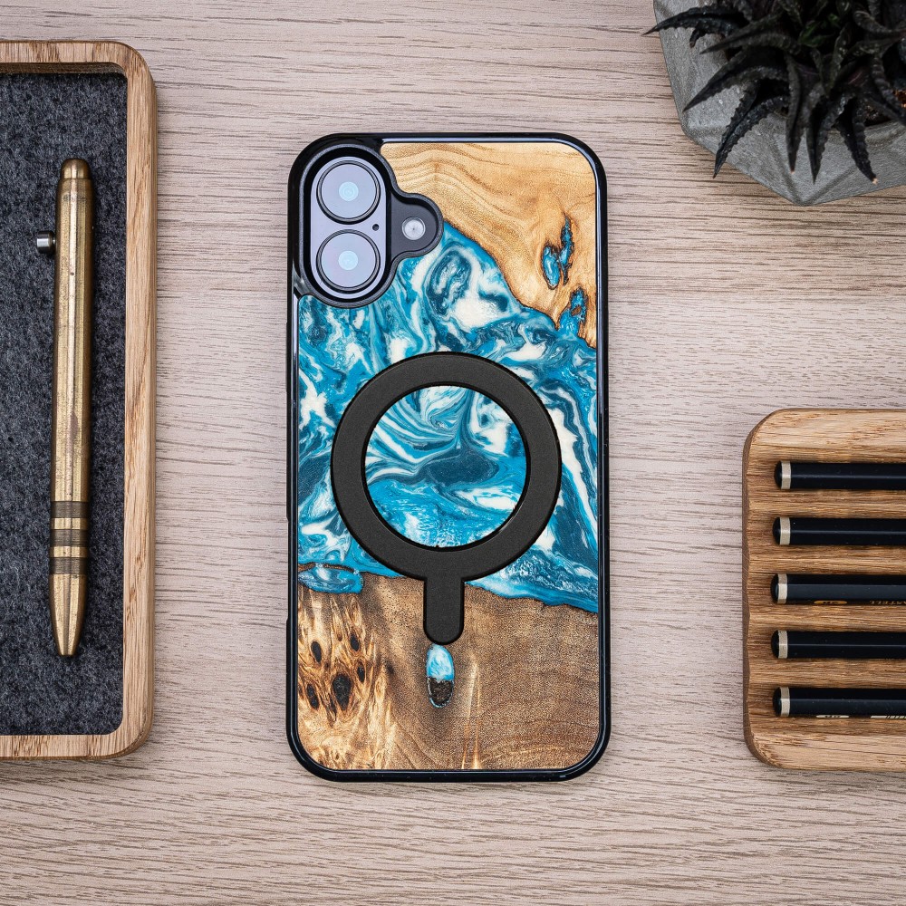 Etui Bewood Unique do iPhone 16 Plus - Planets - Uran z MagSafe