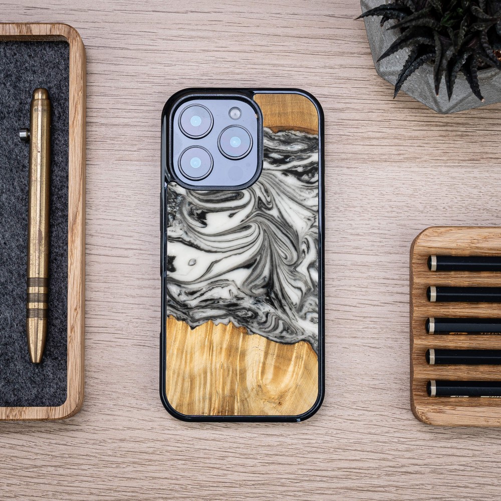 Etui Bewood Unique do iPhone 16 Pro - 4 Żywioły - Ziemia