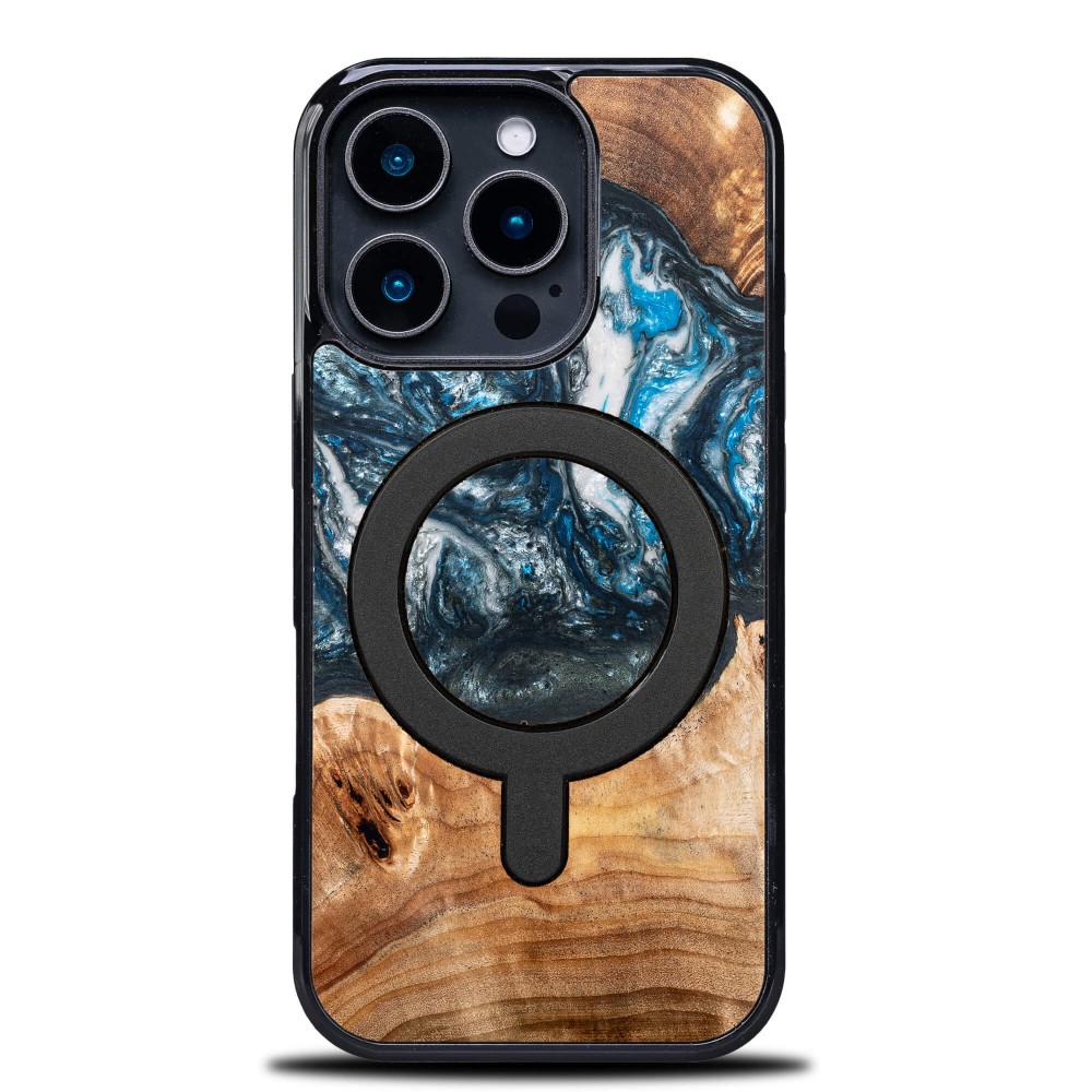 Bewood Resin Case for Apple iPhone 16 Pro - Planets - Earth with MagSafe