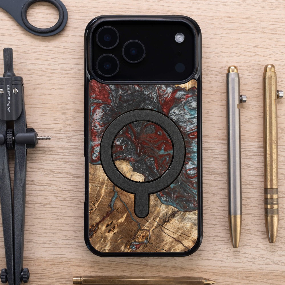 Etui Bewood Unique do iPhone 17 Pro Max - Planets - Pluton z MagSafe (4)