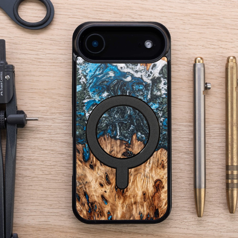 Etui Bewood Unique do iPhone Air - Planets - Ziemia z MagSafe (4)