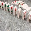 Drewniane klocki Bewood - Domino edukacyjne figury