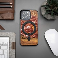 Etui Bewood Unique na iPhone 13 Pro - Planets - Mars z MagSafe