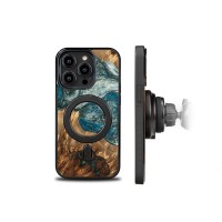 Bewood Resin Case - iPhone 15 Pro - Planets - Earth - MagSafe