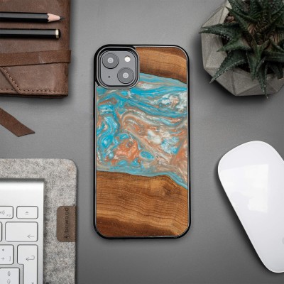 Bewood Resin Case  iPhone 14 Plus  Planets  Saturn