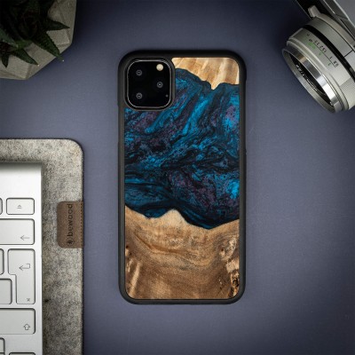 Bewood Resin Case  iPhone 11 Pro Max  Planets  Neptune