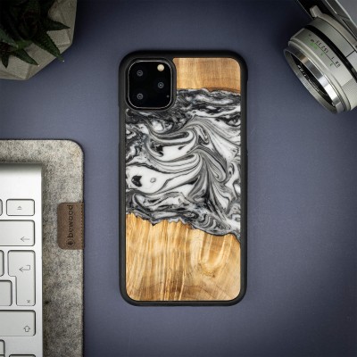 Bewood Resin Case  iPhone 11 Pro Max  4 Elements  Earth