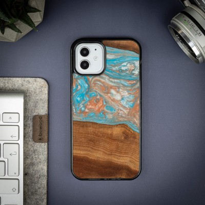 Bewood Resin Case  iPhone 12 / 12 Pro  Planets  Saturn