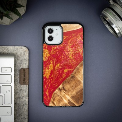 Bewood Resin Case  iPhone 12 / 12 Pro  Neons  Paris