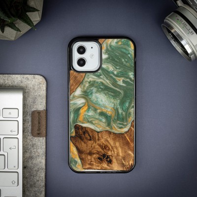 Bewood Resin Case  iPhone 12 / 12 Pro  4 Elements  Water