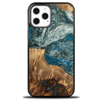 Bewood Resin Case  iPhone 12 Pro Max  Planets  Earth