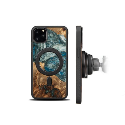 Bewood Resin Case  iPhone 11 Pro Max  Planets  Earth  MagSafe