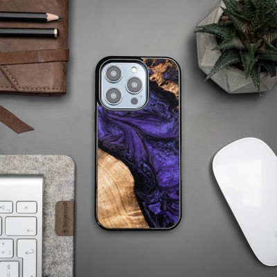 Bewood Resin Case  iPhone 15 Pro  Violet