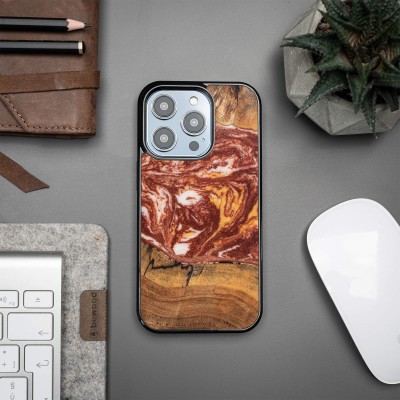 Bewood Resin Case  iPhone 15 Pro  Planets  Mars