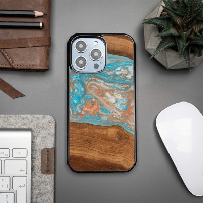 Bewood Resin Case  iPhone 15 Pro Max  Planets  Saturn